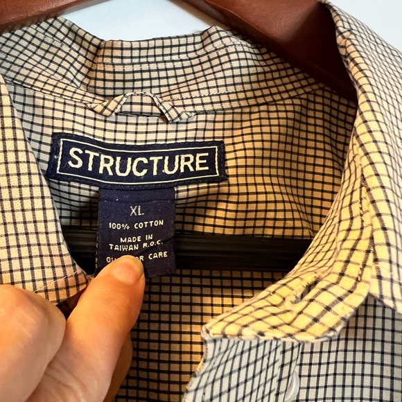 Structure shirt - Picture 2 of 3